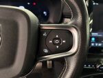 Volvo XC40 2021 Musta