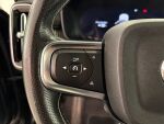 Volvo XC40 2021 Musta