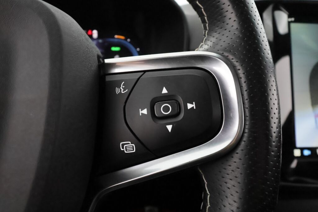 Volvo XC40 2020 Harmaa