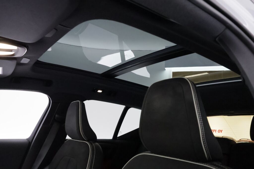 Volvo XC40 2020 Harmaa