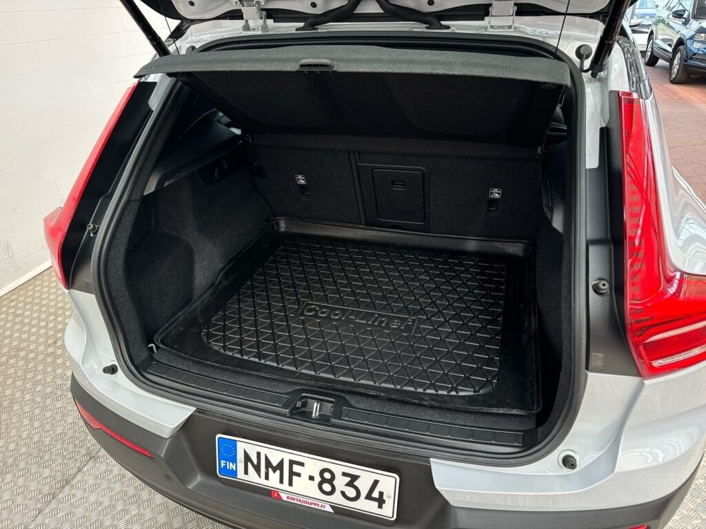 Volvo XC40 2021 Harmaa