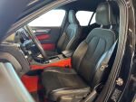 Volvo XC40 2021 Musta