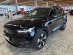 Volvo XC40 2021 Musta