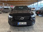 Volvo XC40 2021 Musta