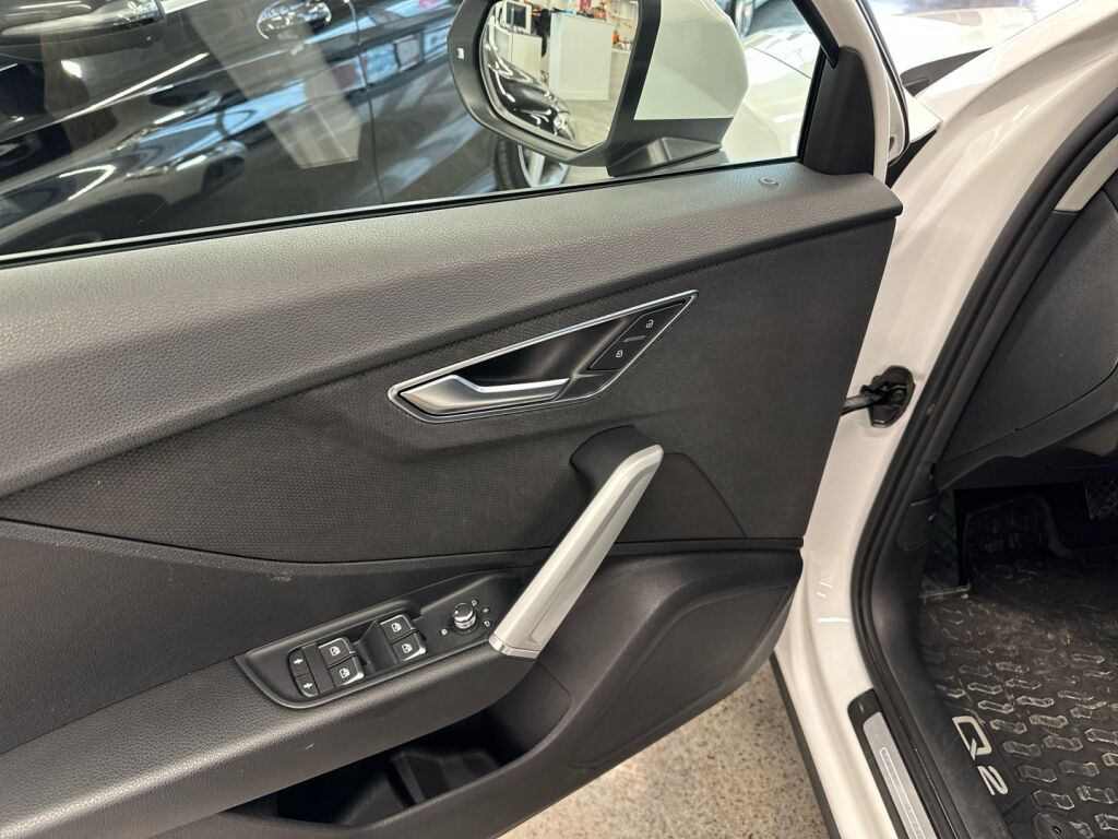 Audi Q2 2021 Valkoinen