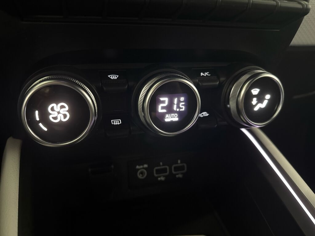 Renault Clio 2021 Valkoinen