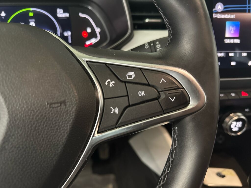 Renault Clio 2021 Valkoinen