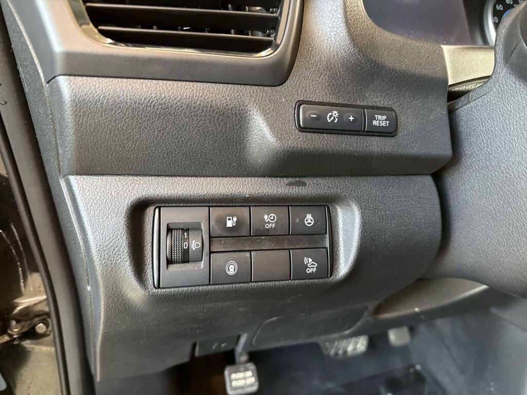 Nissan Leaf 2021 Musta