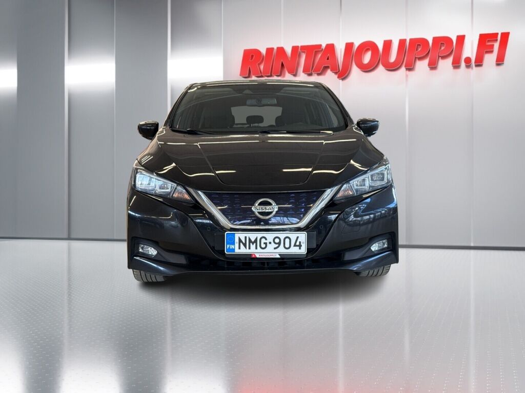 Nissan Leaf 2021 Musta