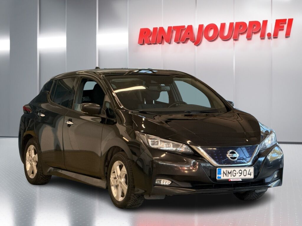 Nissan Leaf 2021 Musta