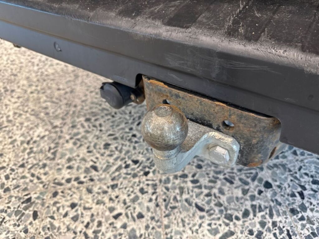 Renault Trafic 2021 Valkoinen