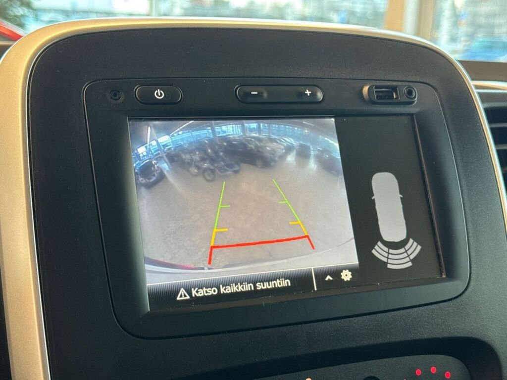 Renault Trafic 2021 Valkoinen