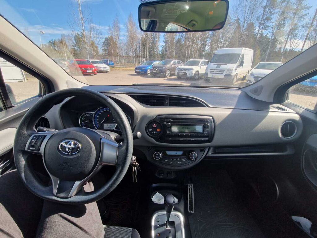 Toyota Yaris 2016 Sininen
