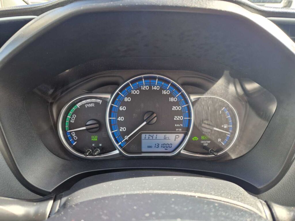 Toyota Yaris 2016 Sininen