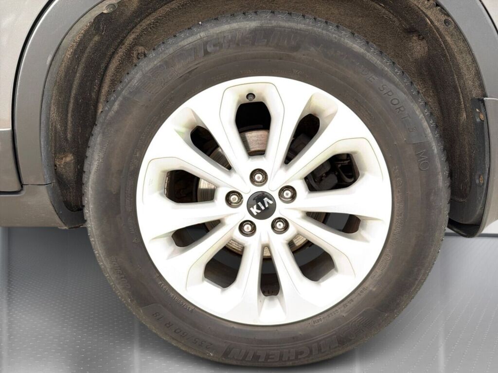 Kia Sorento 2012 Harmaa