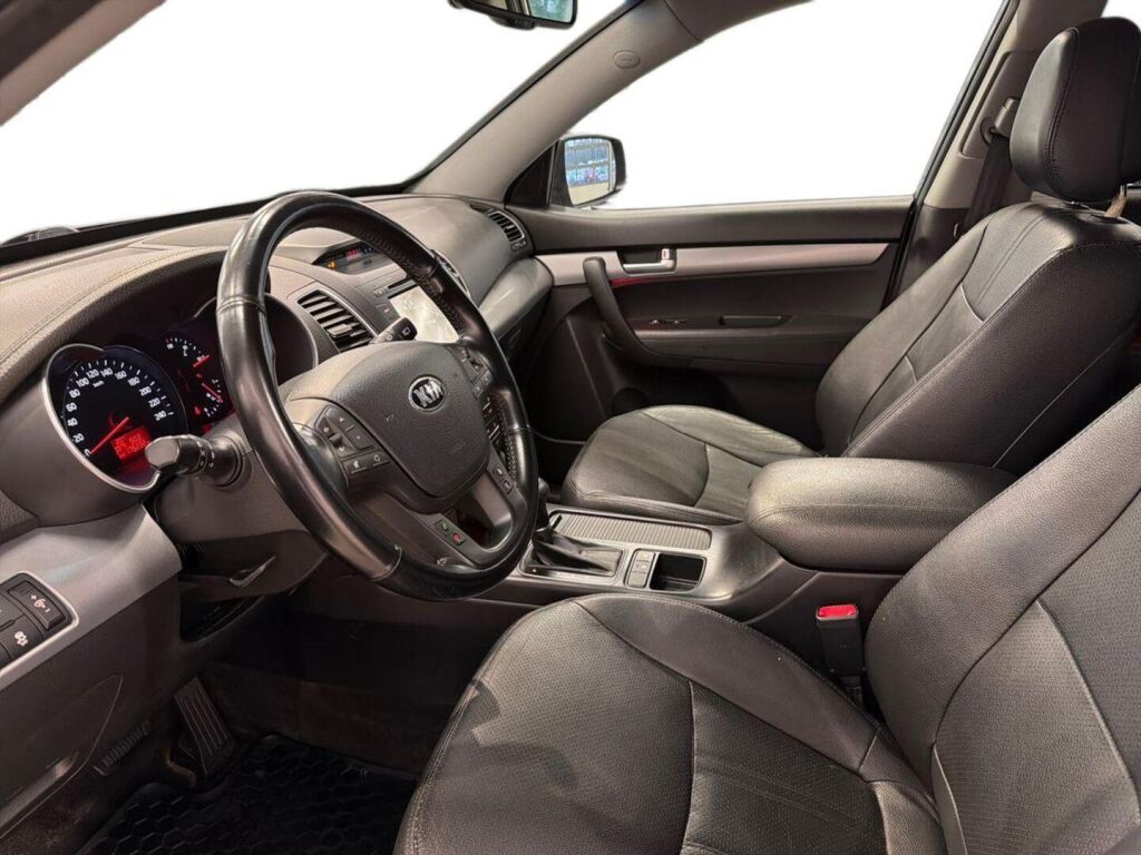 Kia Sorento 2012 Harmaa