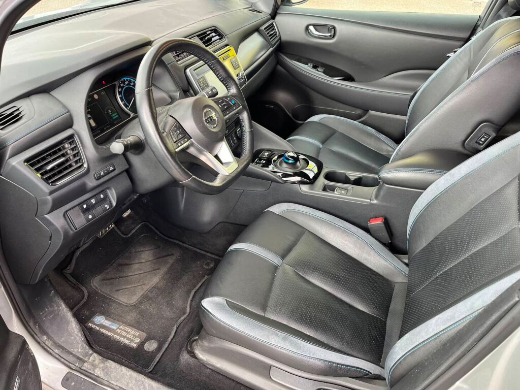 Nissan Leaf 2019 Harmaa