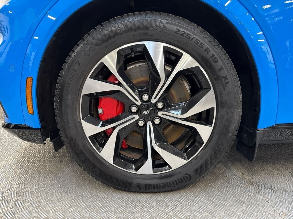 Ford Mustang Mach-E 2021 Grabber Blue