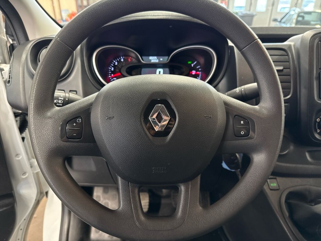Renault Trafic 2021 Valkoinen