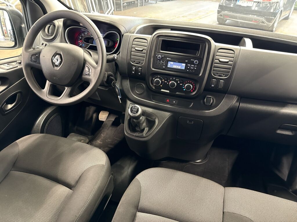 Renault Trafic 2021 Valkoinen