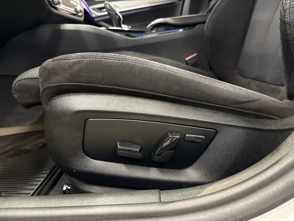 BMW 530 2020 Valkoinen