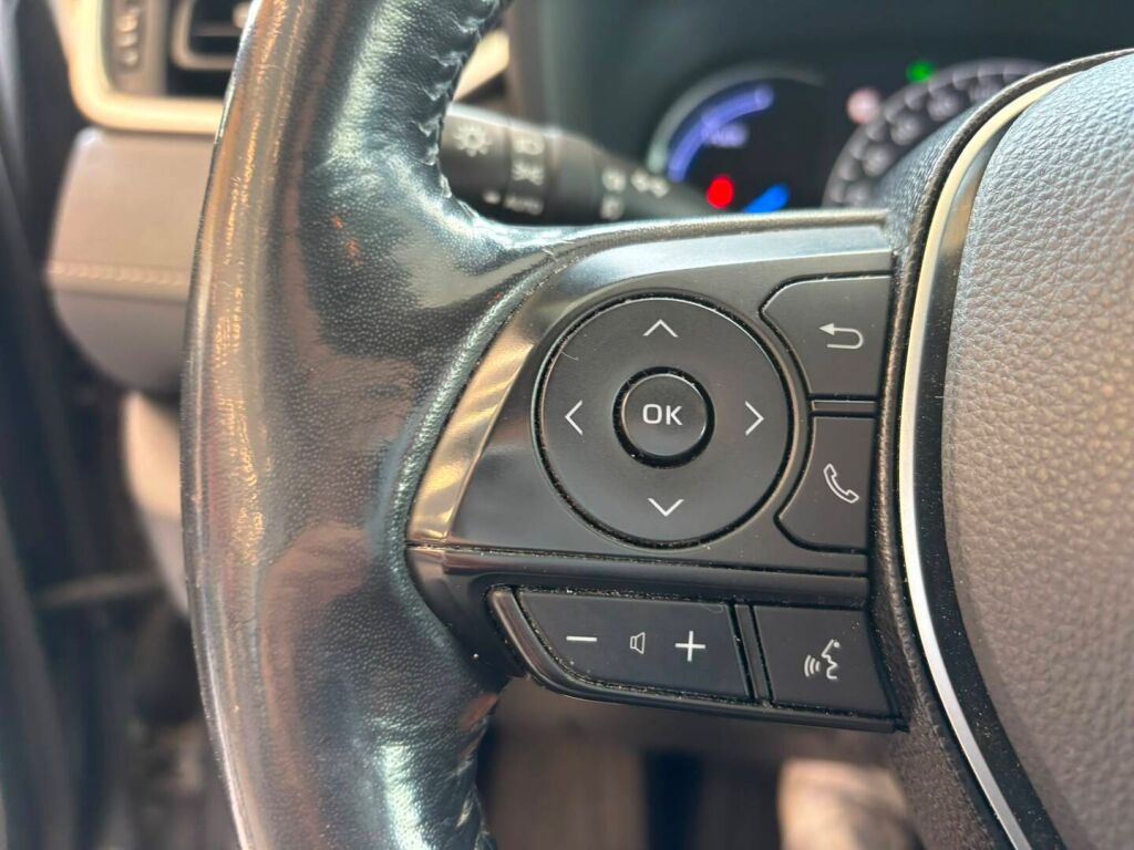 Toyota RAV4 2019 Harmaa