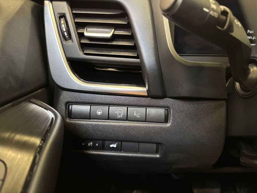 Nissan Qashqai 2022 Musta
