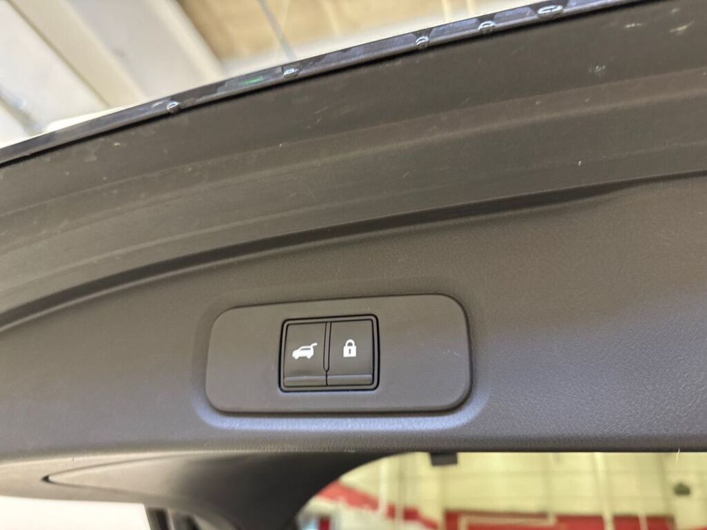 Nissan Qashqai 2022 Musta