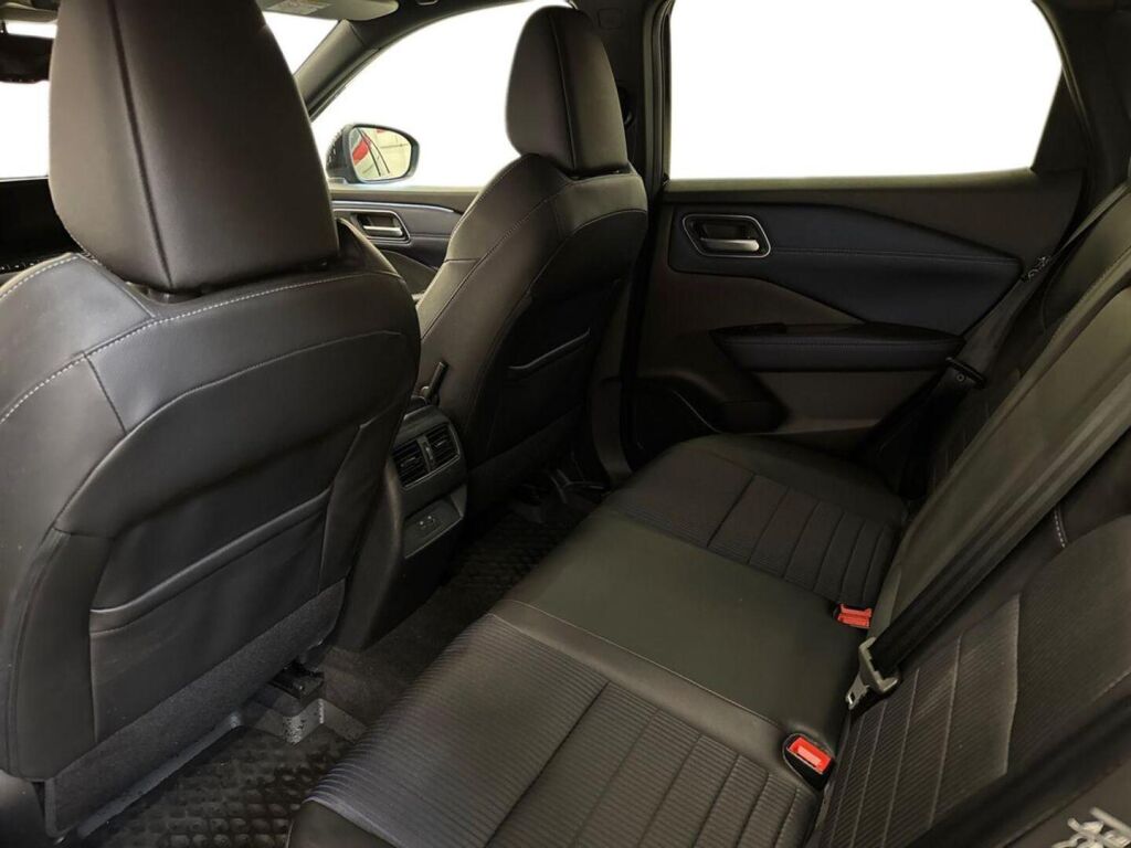 Nissan Qashqai 2022 Musta