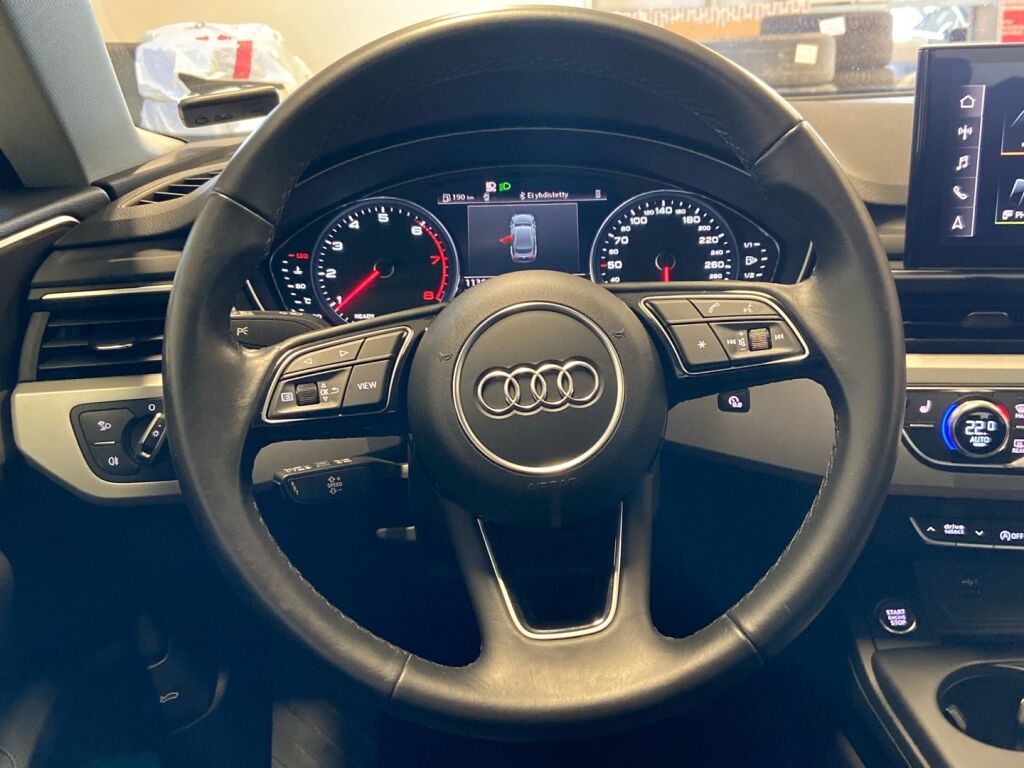 Audi A5 2022 Musta