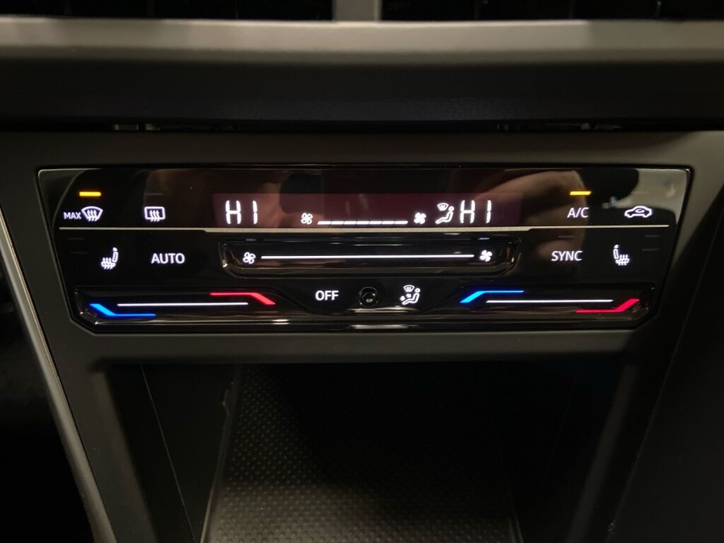 Volkswagen Taigo 2022 Sininen