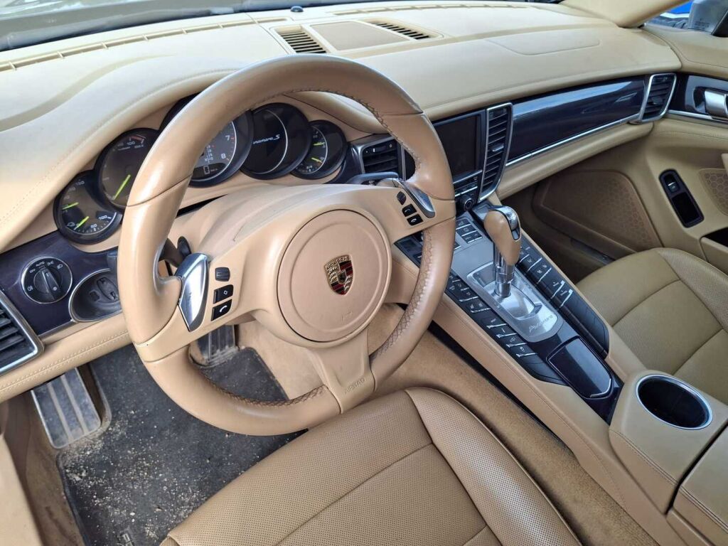 Porsche Panamera 2014 Harmaa