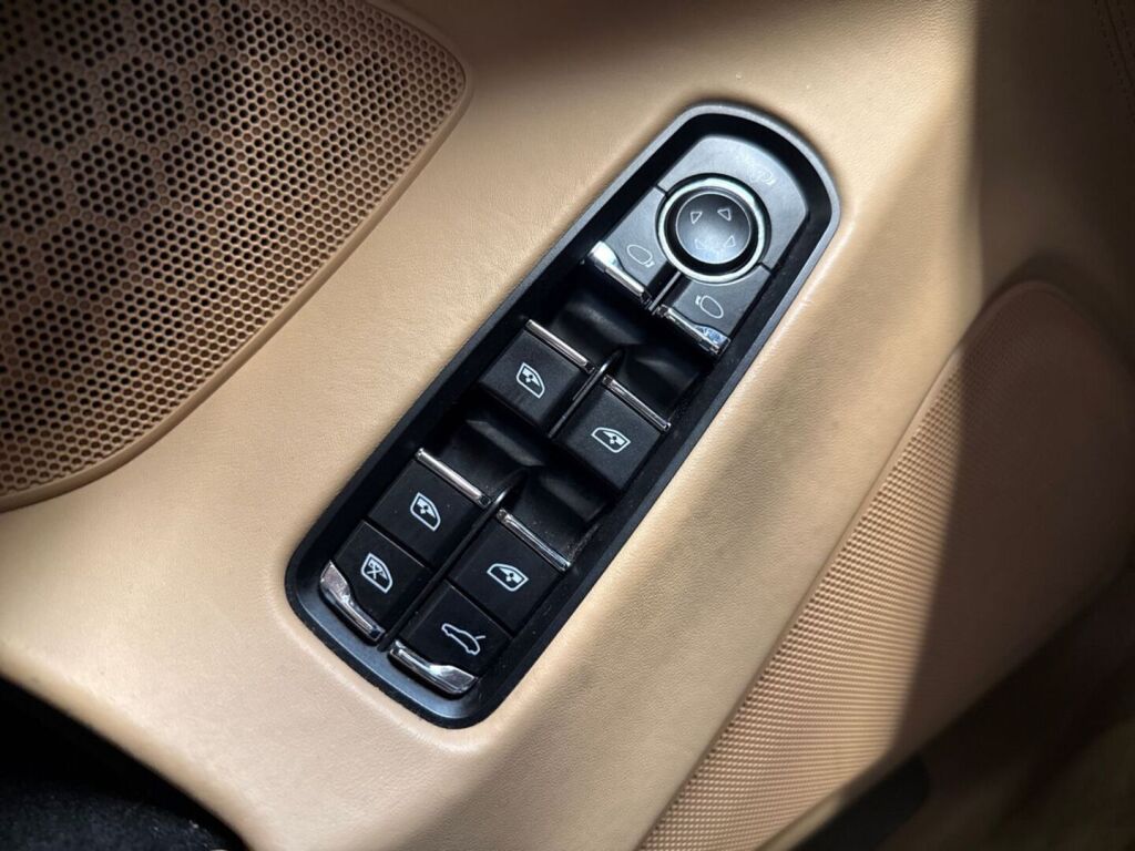 Porsche Panamera 2014 Harmaa