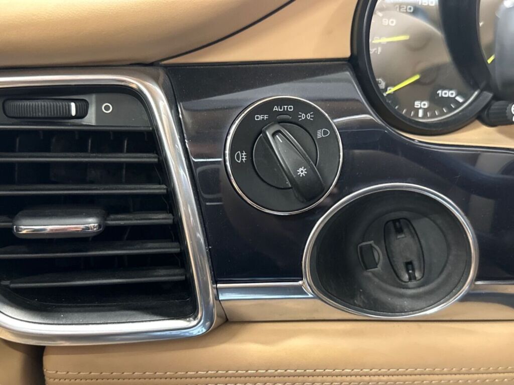 Porsche Panamera 2014 Harmaa