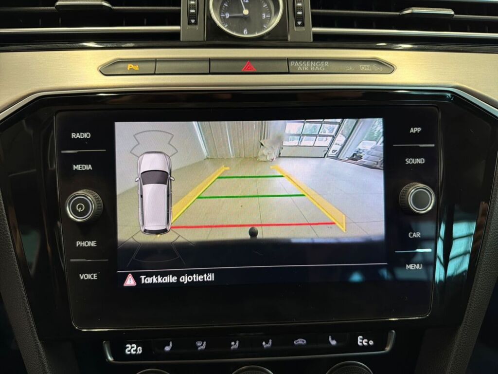 Volkswagen Passat 2018 Harmaa