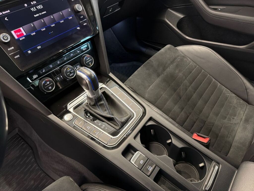 Volkswagen Passat 2018 Harmaa