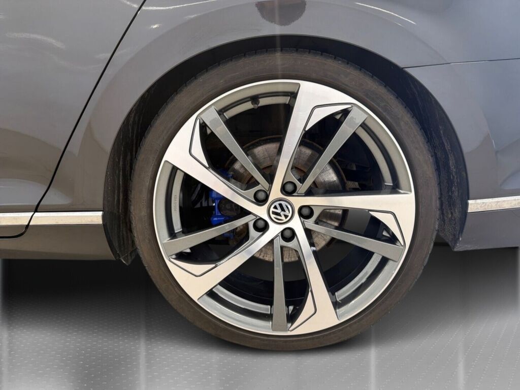 Volkswagen Passat 2018 Harmaa