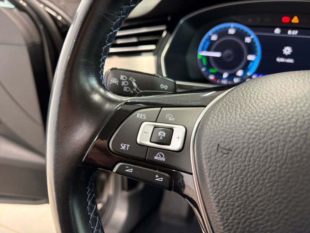 Volkswagen Passat 2018 Harmaa