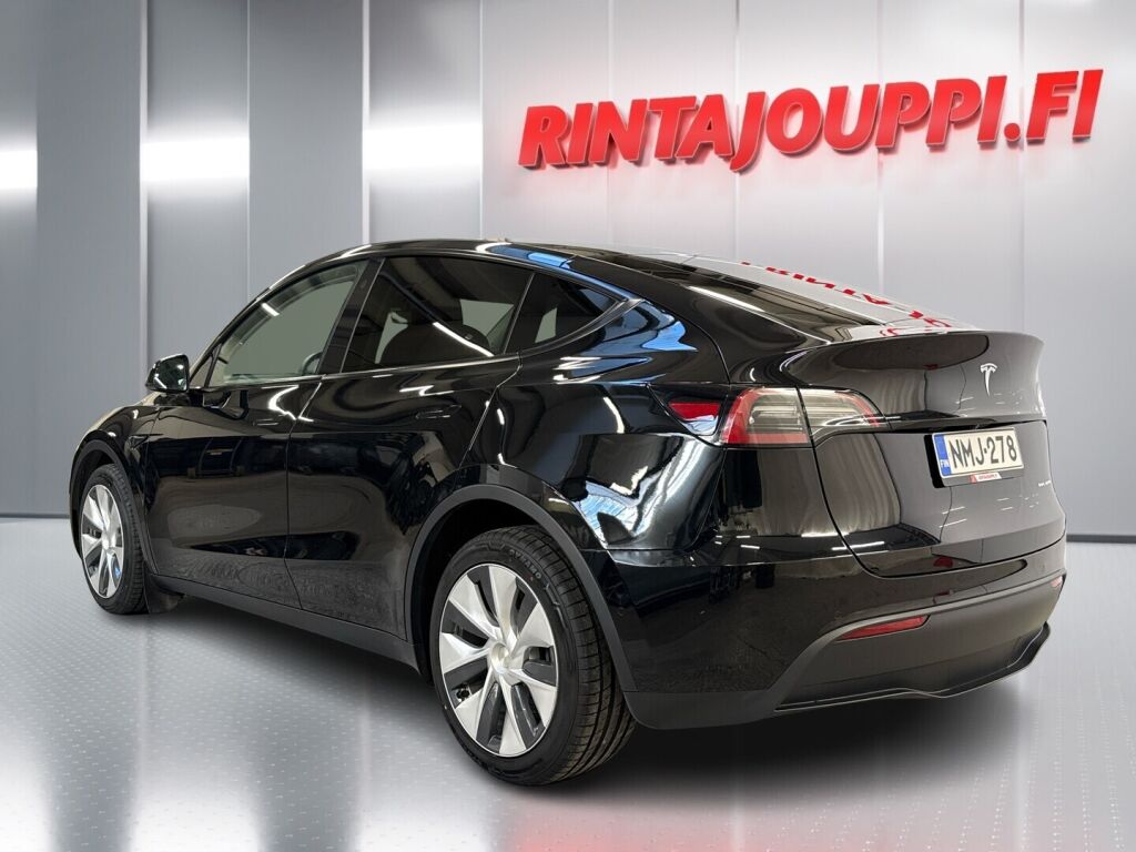 Tesla Model Y 2021 Musta