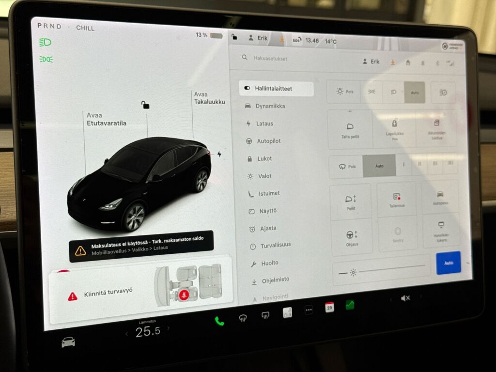 Tesla Model Y 2021 Musta