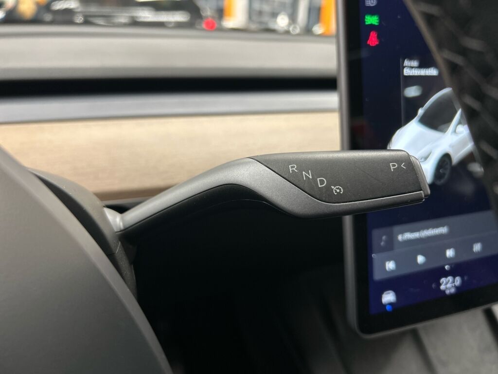 Tesla Model Y 2021 Valkoinen