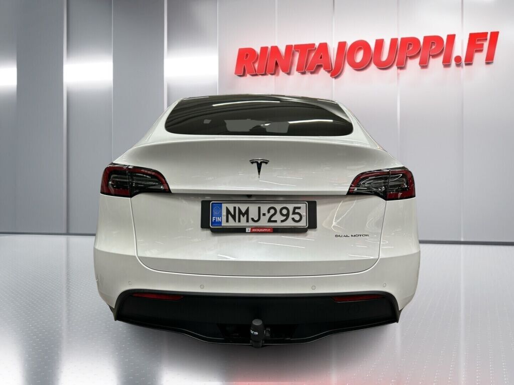 Tesla Model Y 2021 Valkoinen