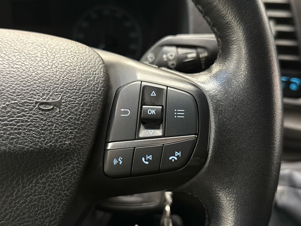 Ford Transit Custom 2021 Musta