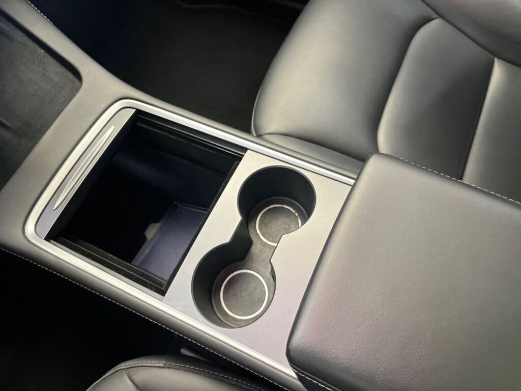 Tesla Model Y 2021 Valkoinen
