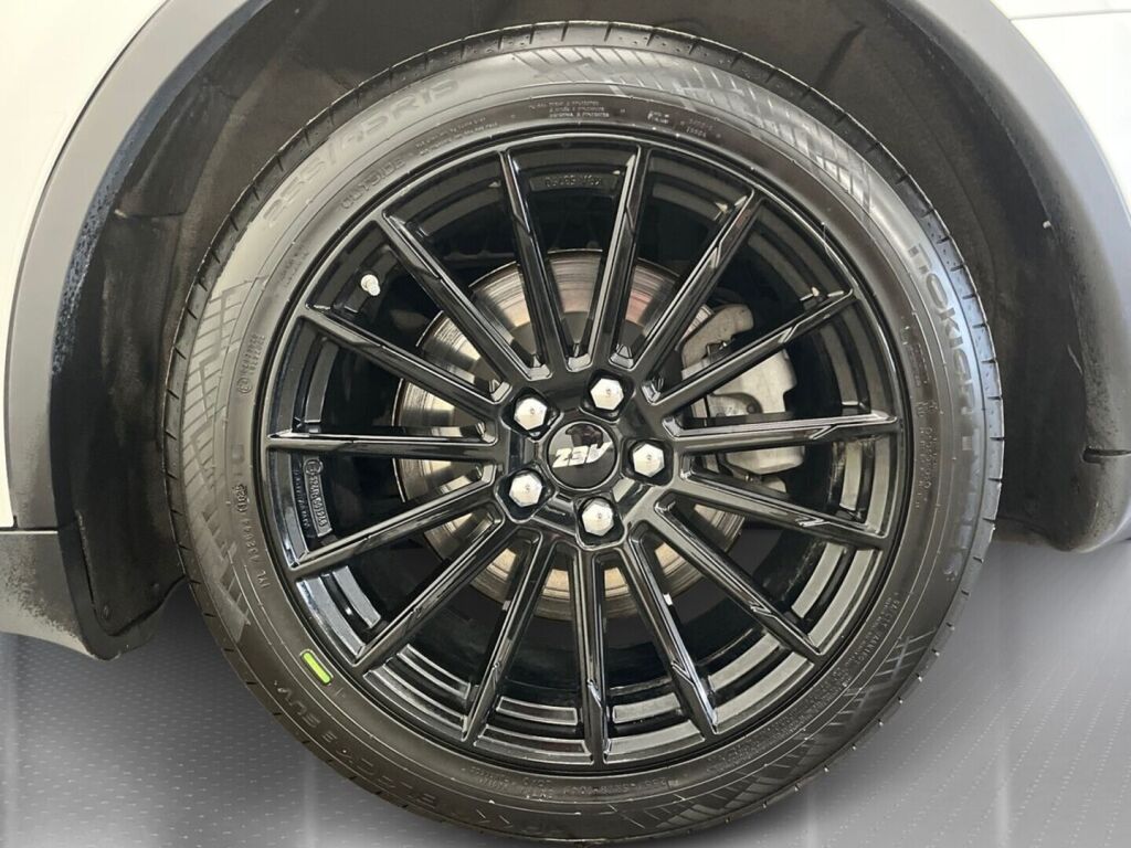 Tesla Model Y 2021 Valkoinen