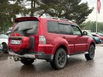 Mitsubishi Pajero 2010 Punainen