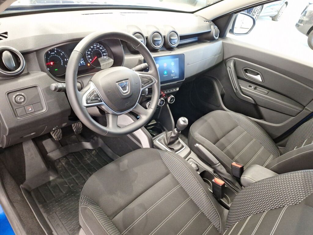 Dacia Duster 2021 Sininen