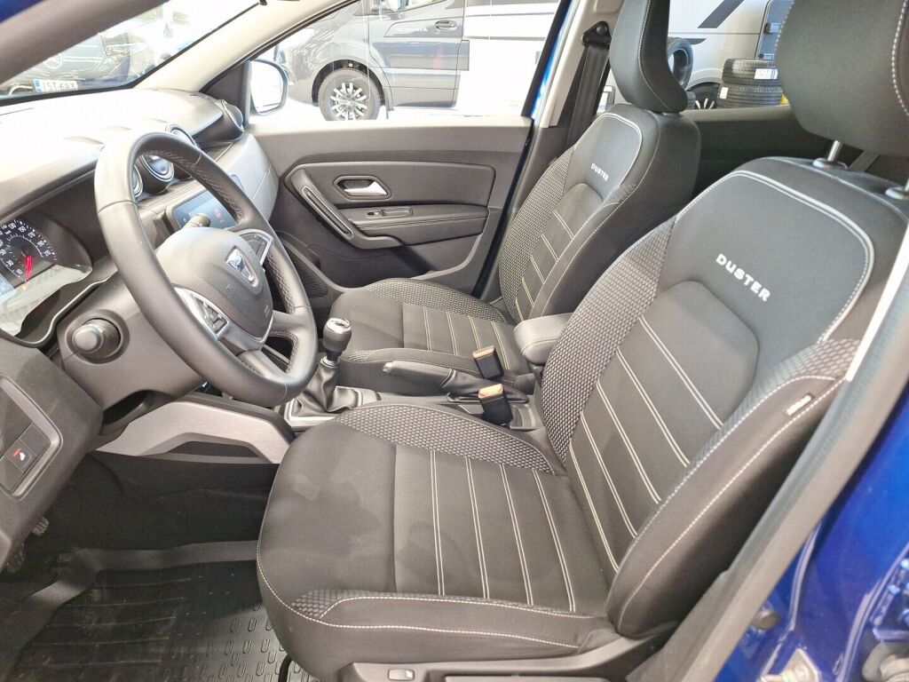 Dacia Duster 2021 Sininen