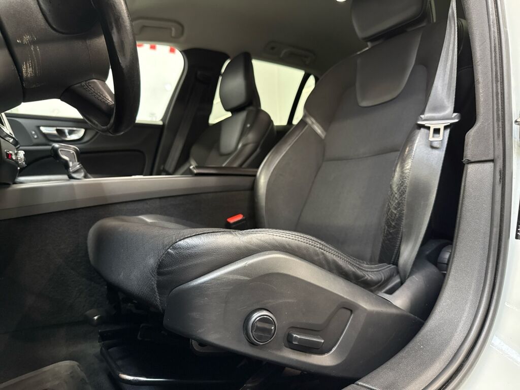 Volvo V60 2018 Valkoinen