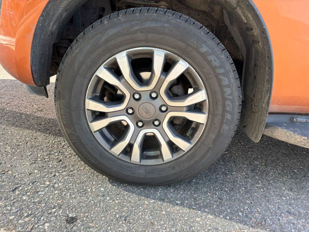 Ford Ranger 2017 Oranssi